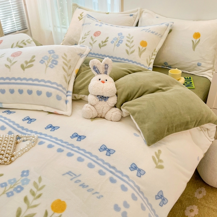 91家纺网 家纺一手货源 找家纺 川悦生活 2025新款高克重牛奶绒四件套-系列二 幸福花田-绿