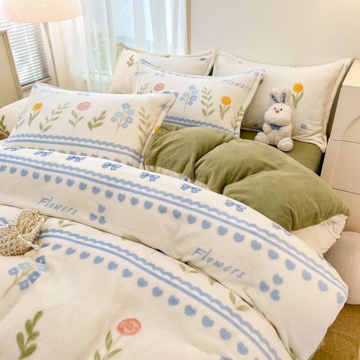 91家纺网 家纺一手货源 找家纺 川悦生活 2025新款高克重牛奶绒四件套-系列二 幸福花田-绿