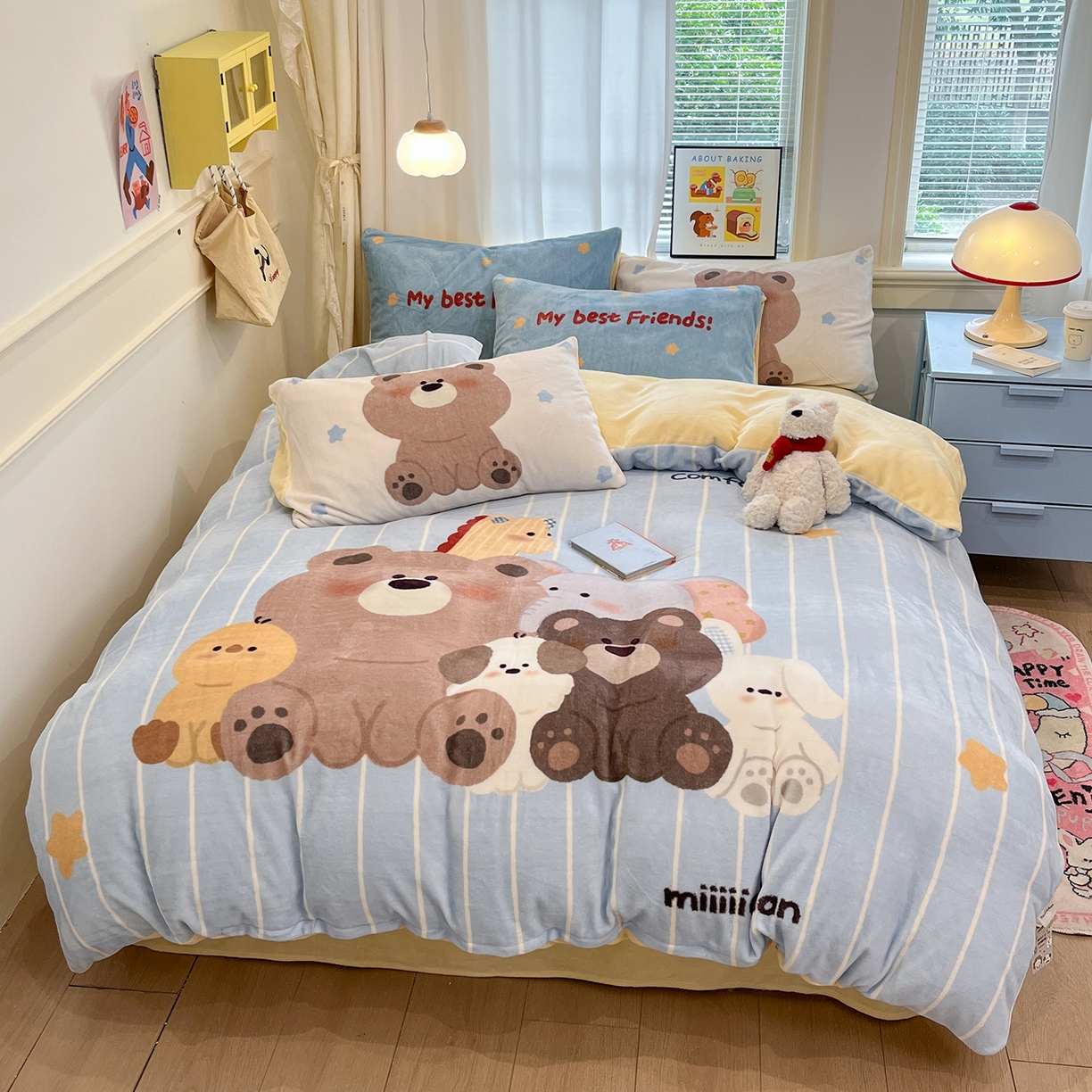 91家纺网 家纺一手货源 找家纺 金爱家 2025新品A类正版授权miiiiichan咪酱大版卡通数码印花加厚牛奶绒系列四件套 绒大版-咪酱奶油伙伴