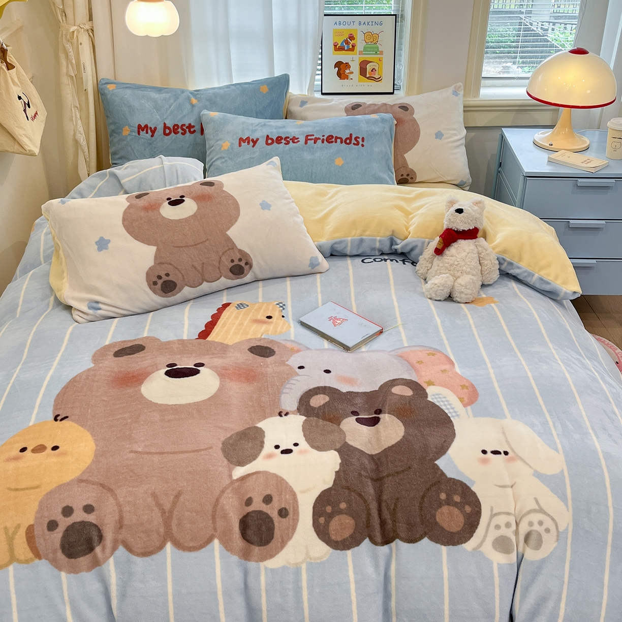 91家纺网 家纺一手货源 找家纺 金爱家 2025新品A类正版授权miiiiichan咪酱大版卡通数码印花加厚牛奶绒系列四件套 绒大版-咪酱奶油伙伴