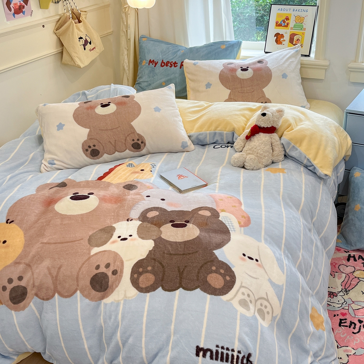 91家纺网 家纺一手货源 找家纺 金爱家 2025新品A类正版授权miiiiichan咪酱大版卡通数码印花加厚牛奶绒系列四件套 绒大版-咪酱奶油伙伴