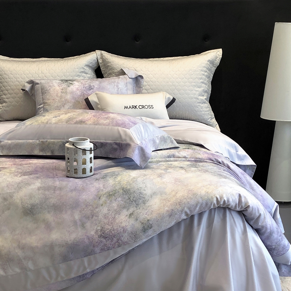 91家纺网 家纺一手货源 找家纺 佳汐蓝家纺 2025新款法式浪漫花卉超细旦天丝棉磨毛系列四件套-热淇淋 萤火岛屿