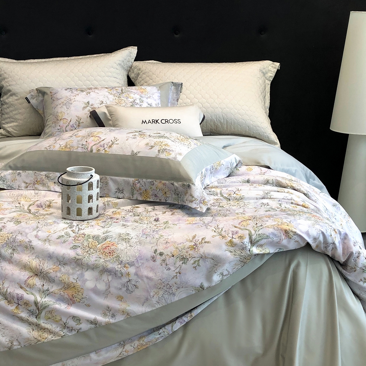 91家纺网 家纺一手货源 找家纺 佳汐蓝家纺 2025新款法式浪漫花卉超细旦天丝棉磨毛系列四件套-热淇淋 黛莉尔庄园-青豆绿