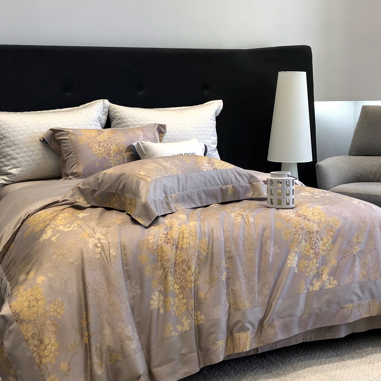 91家纺网 家纺一手货源 找家纺 佳汐蓝家纺 2025新款法式浪漫花卉超细旦天丝棉磨毛系列四件套-热淇淋 冬日花园