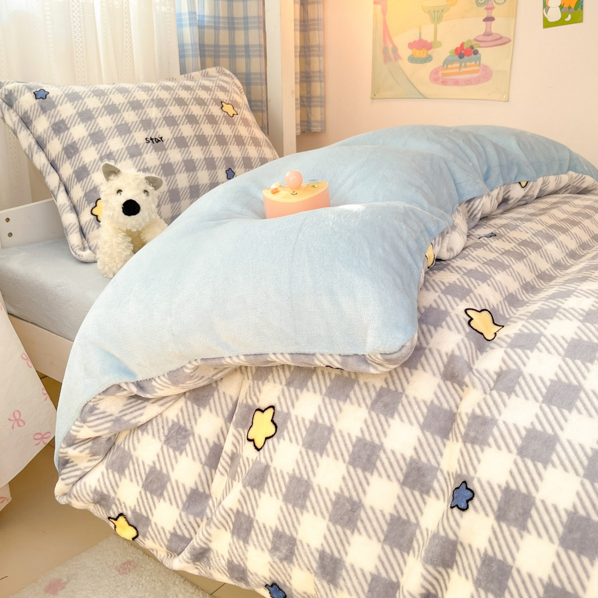 91家纺网 家纺一手货源 找家纺 川悦生活 2025新款加厚保暖高克重牛奶绒宿舍三件套 简空星号