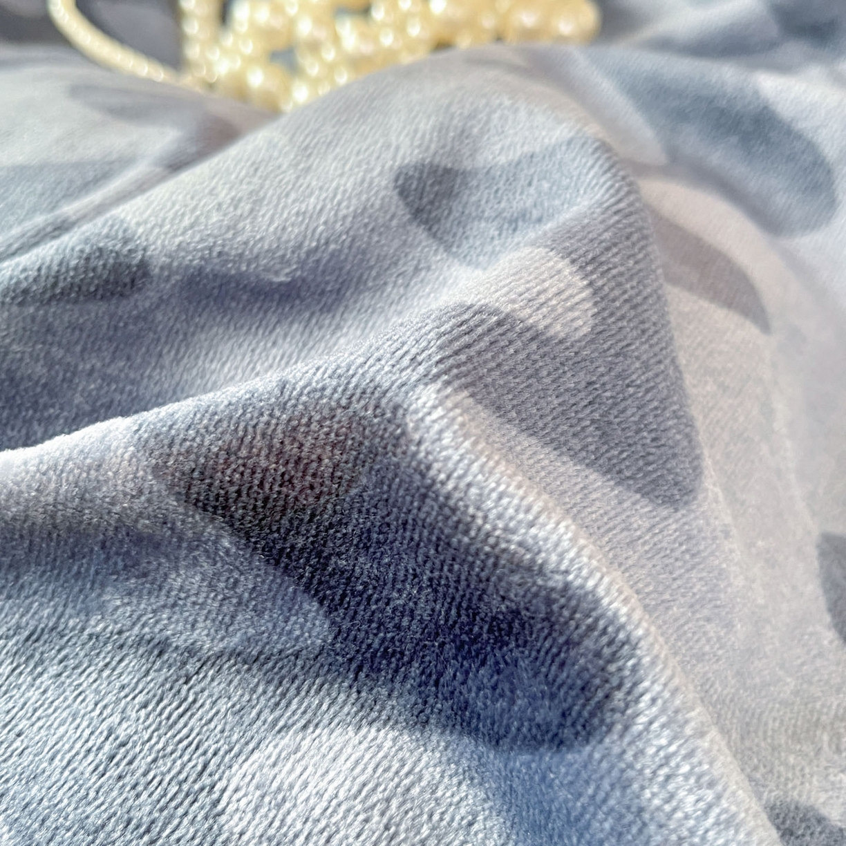 91家纺网 家纺一手货源 找家纺 川悦生活 2025新款加厚保暖高克重牛奶绒宿舍三件套 简一轻蓝