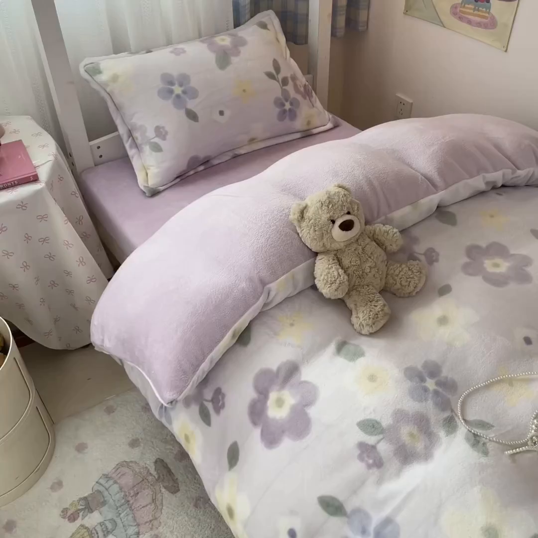 91家纺网 家纺一手货源 找家纺 川悦生活 2025新款加厚保暖高克重牛奶绒宿舍三件套 莉莉柒缇