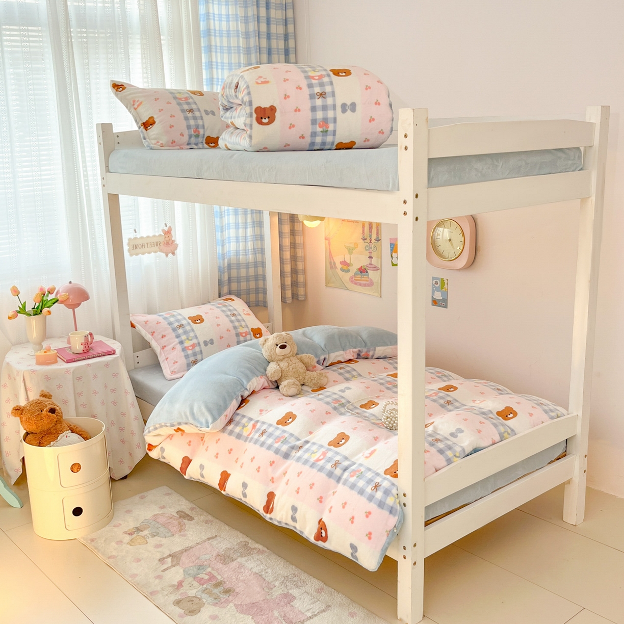 91家纺网 家纺一手货源 找家纺 川悦生活 2025新款加厚保暖高克重牛奶绒宿舍三件套 奶朵布丁熊