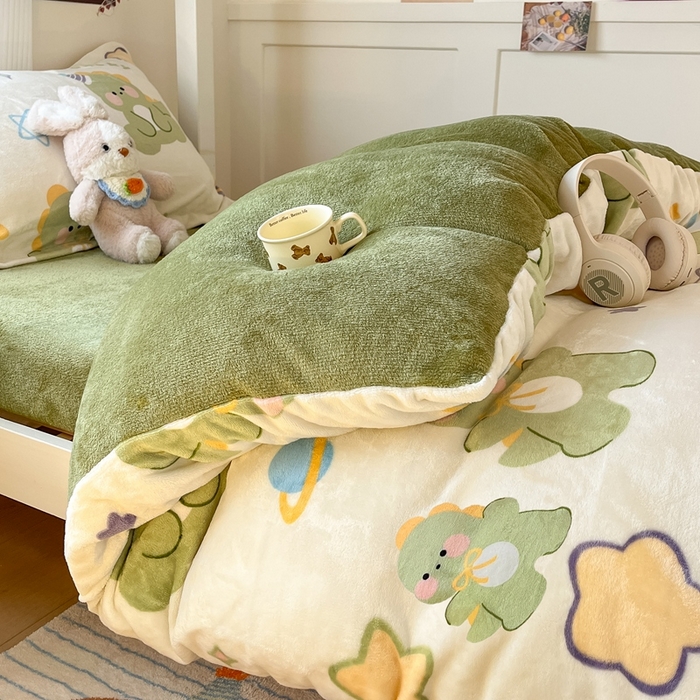 91家纺网 家纺一手货源 找家纺 川悦生活 2025新款加厚保暖高克重牛奶绒宿舍三件套 奶星恐龙