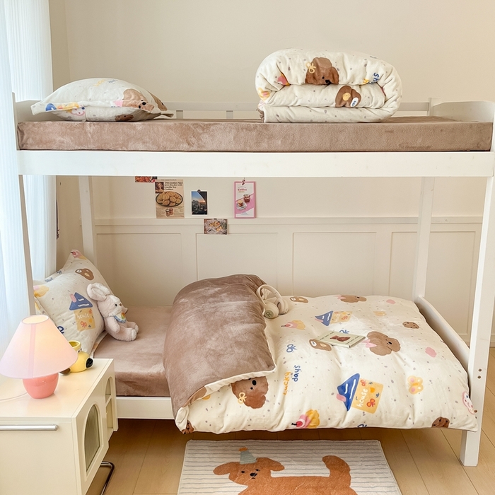 91家纺网 家纺一手货源 找家纺 川悦生活 2025新款加厚保暖高克重牛奶绒宿舍三件套 奶油噗妮-咖