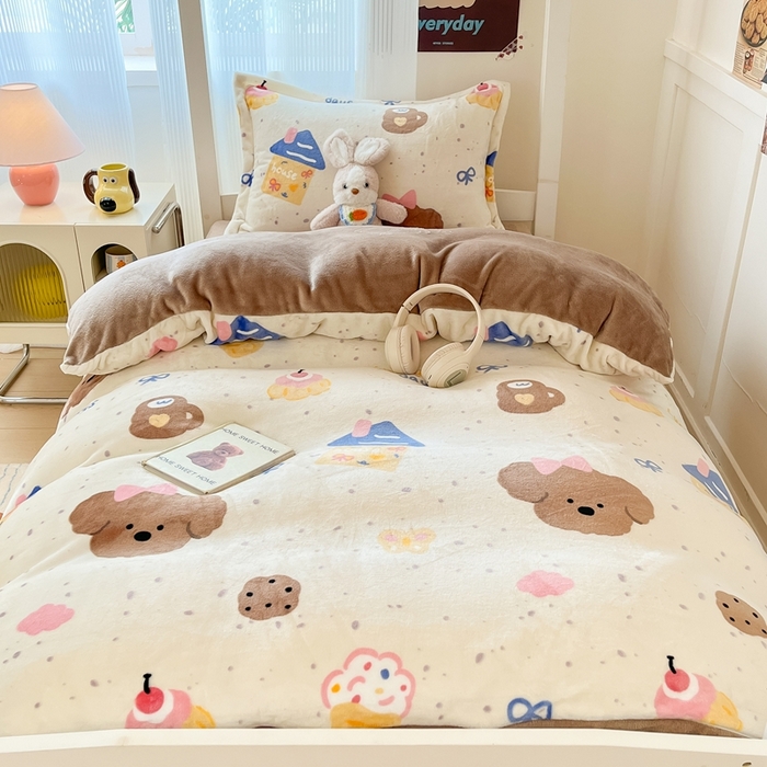 91家纺网 家纺一手货源 找家纺 川悦生活 2025新款加厚保暖高克重牛奶绒宿舍三件套 奶油噗妮-咖