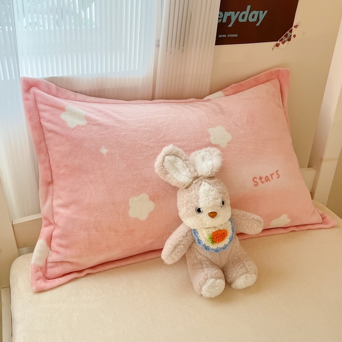 91家纺网 家纺一手货源 找家纺 川悦生活 2025新款加厚保暖高克重牛奶绒宿舍三件套 暖星星-奶黄