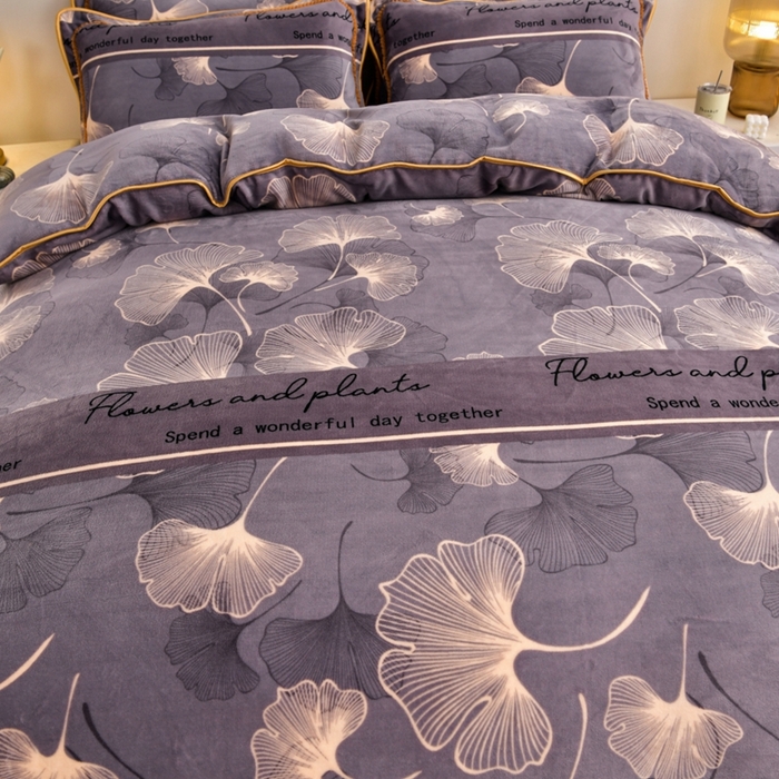 91家纺网 家纺一手货源 找家纺 芯诗曼2025新款8.5斤直播热款高克重牛奶绒法莱绒水晶金貂法莱绒四件套 叶语