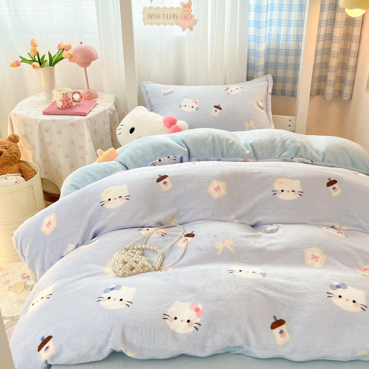 91家纺网 家纺一手货源 找家纺 川悦生活 2025新款加厚保暖高克重牛奶绒宿舍三件套 晴空小喵