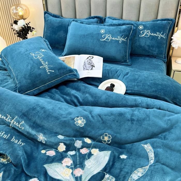 91家纺网 家纺一手货源 找家纺 （总）鑫利来家纺 2025新款简约牛奶绒绣花四件套-铃兰系列