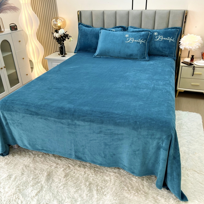 91家纺网 家纺一手货源 找家纺 （总）鑫利来家纺 2025新款简约牛奶绒绣花四件套-铃兰系列