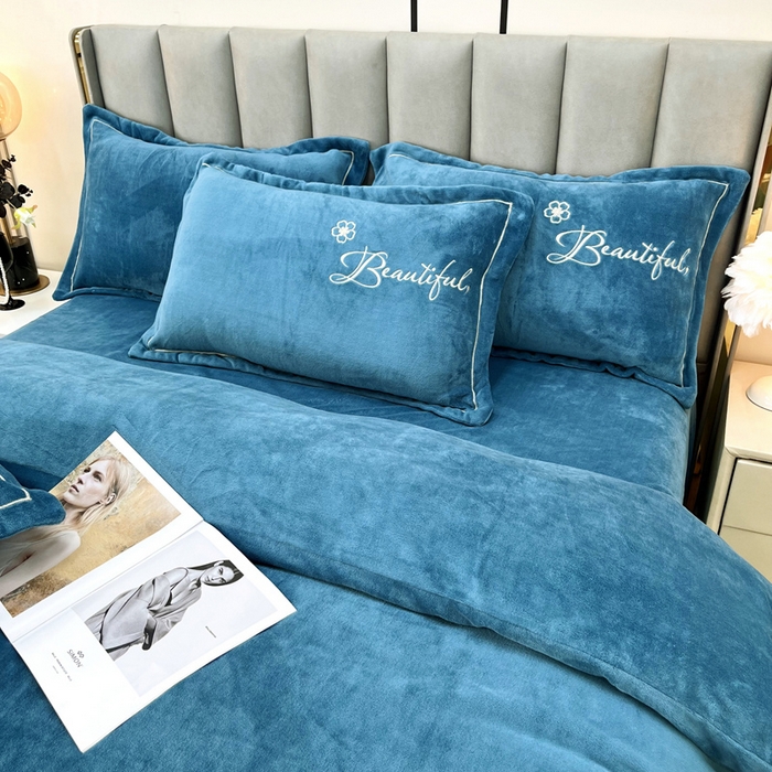 91家纺网 家纺一手货源 找家纺 （总）鑫利来家纺 2025新款简约牛奶绒绣花四件套-铃兰系列