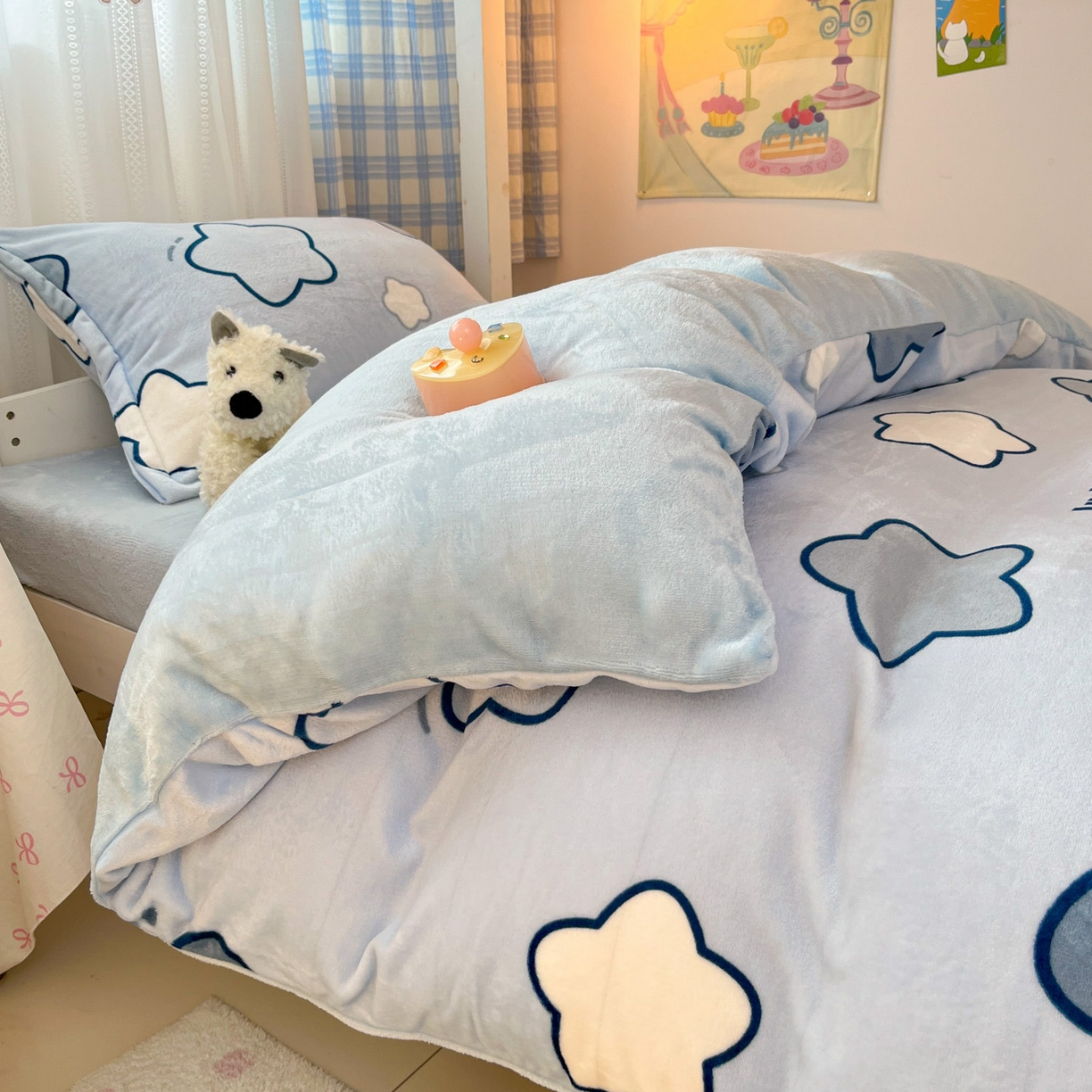 91家纺网 家纺一手货源 找家纺 川悦生活 2025新款加厚保暖高克重牛奶绒宿舍三件套 天空星系