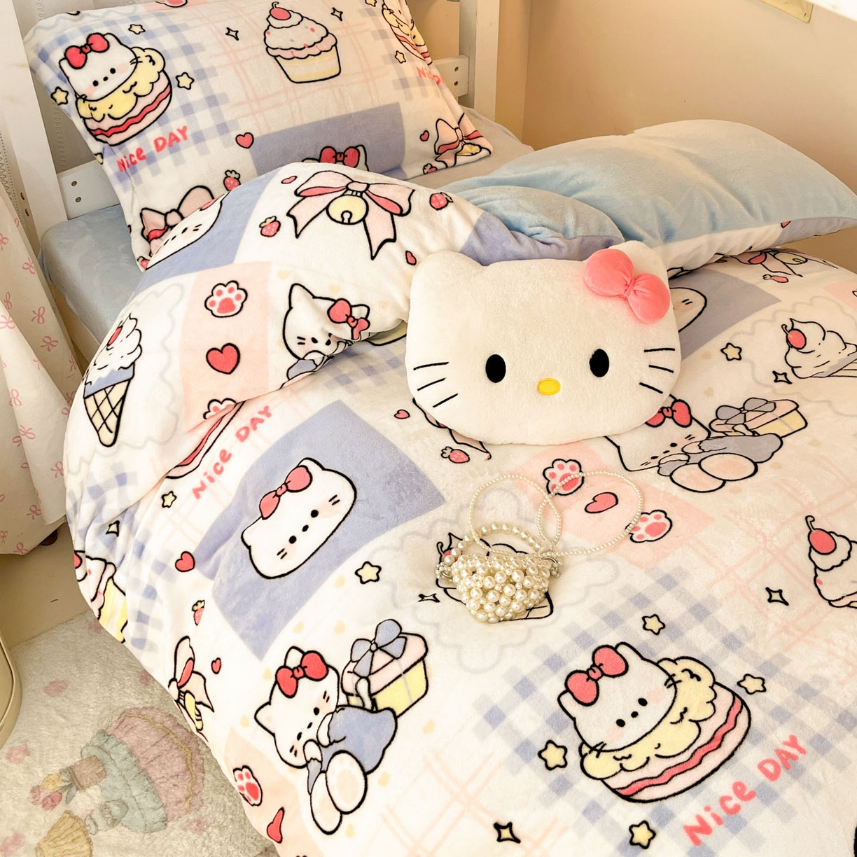 91家纺网 家纺一手货源 找家纺 川悦生活 2025新款加厚保暖高克重牛奶绒宿舍三件套 甜茶小猫