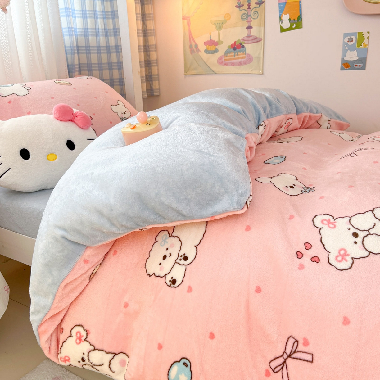 91家纺网 家纺一手货源 找家纺 川悦生活 2025新款加厚保暖高克重牛奶绒宿舍三件套 甜蜜小狗蓝