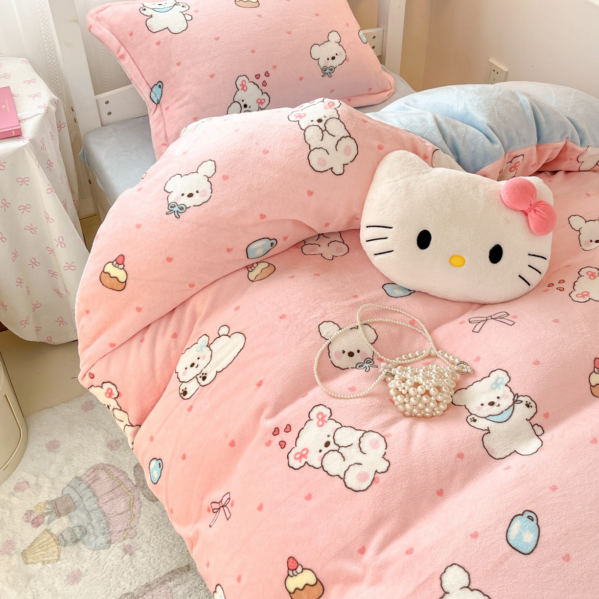 91家纺网 家纺一手货源 找家纺 川悦生活 2025新款加厚保暖高克重牛奶绒宿舍三件套 甜蜜小狗蓝