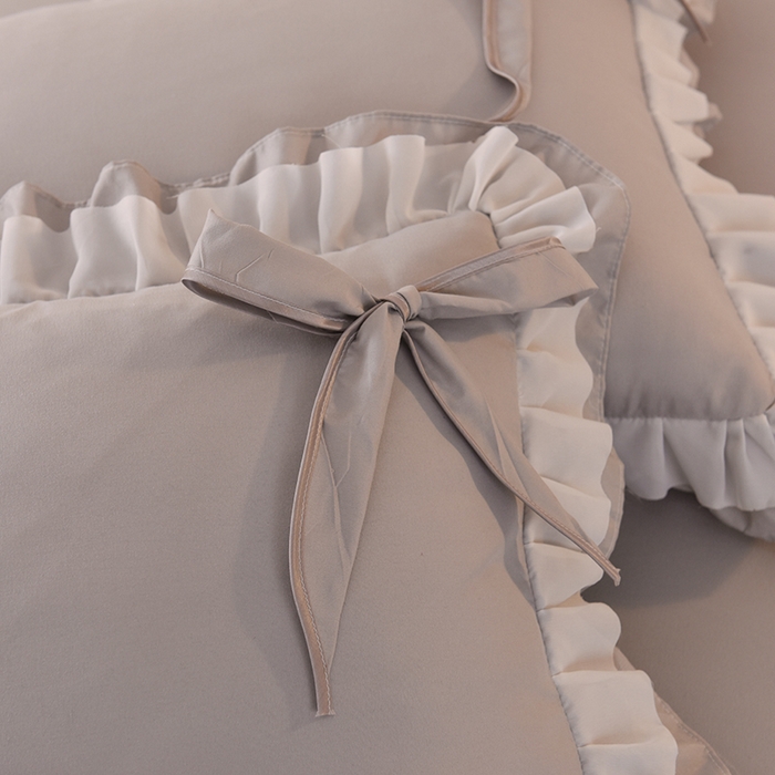 91家纺网 家纺一手货源 找家纺 后庭寝室 2025新款公主风亲肤磨毛蝴蝶结四件套-爱巢 爱巢-浅灰