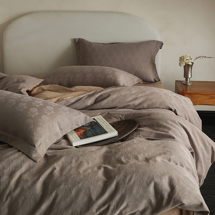 91家纺网 家纺一手货源 找家纺 风向标家纺 2025新款提花100S磨毛四件套-复古莫里斯系列-风格二 莫里斯蒲公英-咖