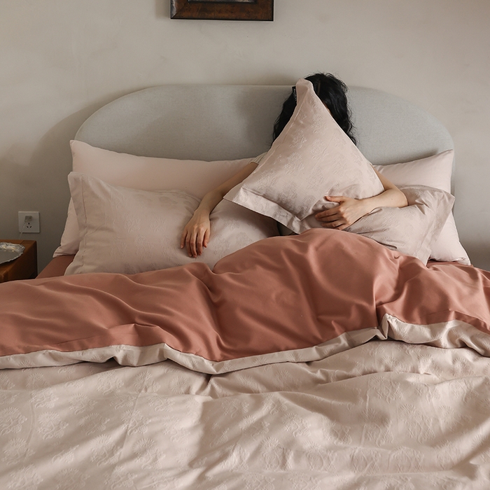 91家纺网 家纺一手货源 找家纺 风向标家纺 2025新款提花100S磨毛四件套-复古莫里斯系列-风格二 莫里斯蒲公英-粉