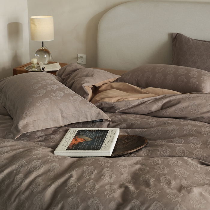 91家纺网 家纺一手货源 找家纺 风向标家纺 2025新款提花100S磨毛四件套-复古莫里斯系列-风格二 莫里斯蒲公英-咖