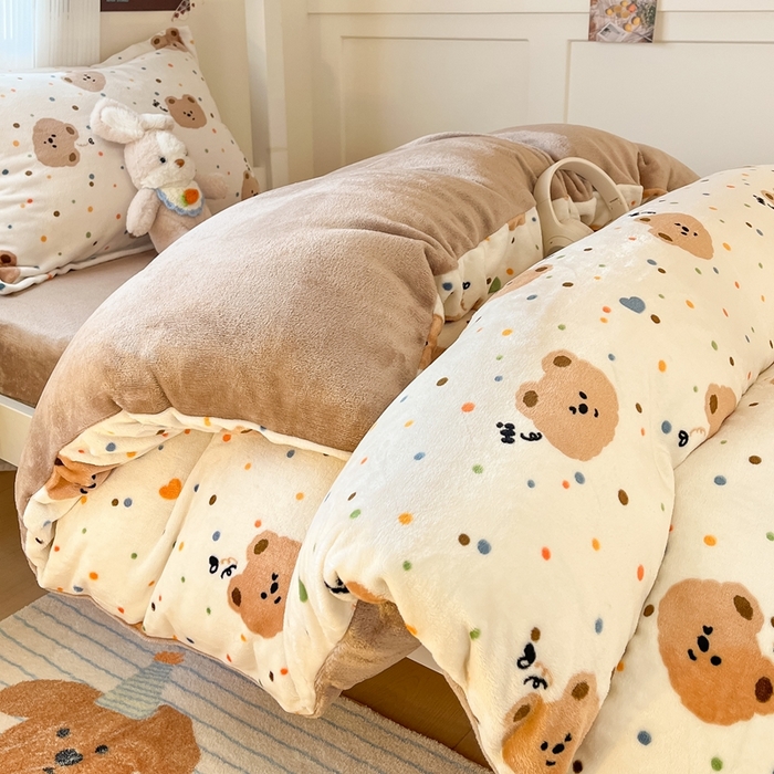 川悦生活 2025新款加厚保暖高克重牛奶绒宿舍三件套 小熊仔仔