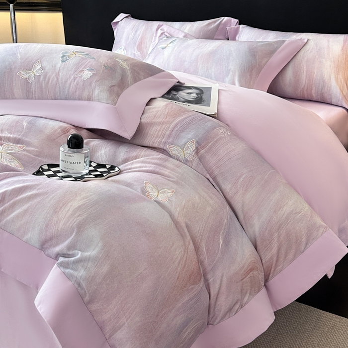 91家纺网 家纺一手货源 找家纺 博纳家纺 2025新款正宗3221纯棉磨毛全棉印绣拼角四件套-幻影 浅紫