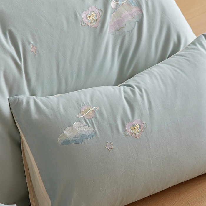 91家纺网 家纺一手货源 找家纺 风向标家纺 202新款贡缎磨毛60s绣花四件套-元气系列 梦境摩天轮