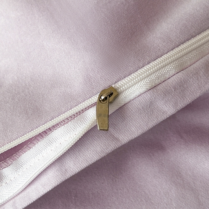 91家纺网 家纺一手货源 找家纺 博纳家纺 2025新款正宗3221纯棉磨毛全棉印绣拼角四件套-幻影 浅紫