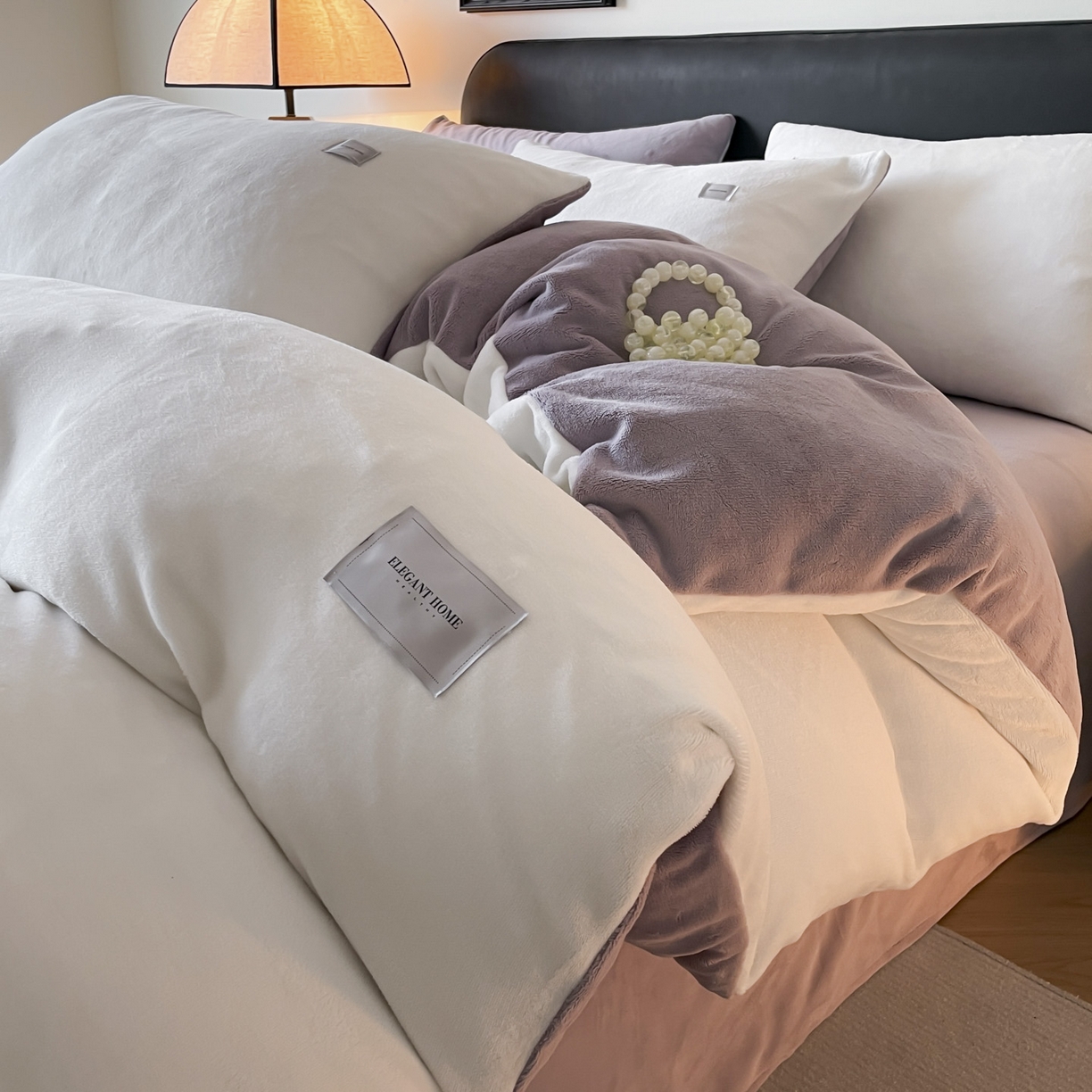 ab家纺 2025新款保暖舒适纯色牛奶绒四件套 米月白香芋紫