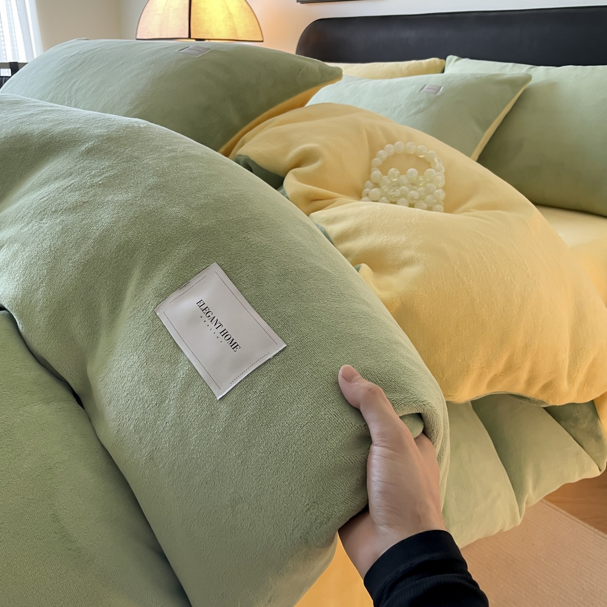 91家纺网 家纺一手货源 找家纺 ab家纺 2025新款保暖舒适纯色牛奶绒四件套 橄榄绿柠檬黄