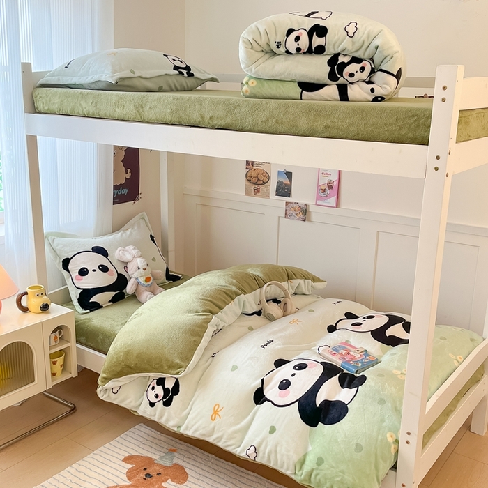 91家纺网 家纺一手货源 找家纺 川悦生活 2025新款加厚保暖高克重牛奶绒宿舍三件套 熊猫乐园