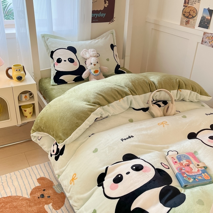 91家纺网 家纺一手货源 找家纺 川悦生活 2025新款加厚保暖高克重牛奶绒宿舍三件套 熊猫乐园