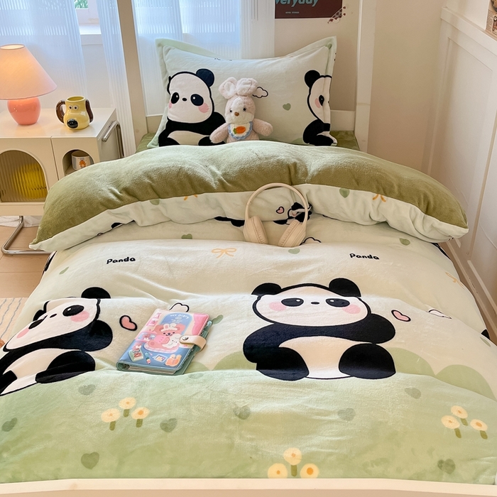 91家纺网 家纺一手货源 找家纺 川悦生活 2025新款加厚保暖高克重牛奶绒宿舍三件套 熊猫乐园