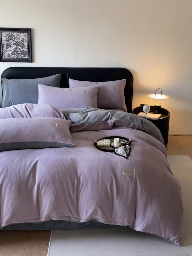 91家纺网 家纺一手货源 找家纺 ab家纺 2025新款保暖舒适纯色牛奶绒四件套 香芋柴深灰