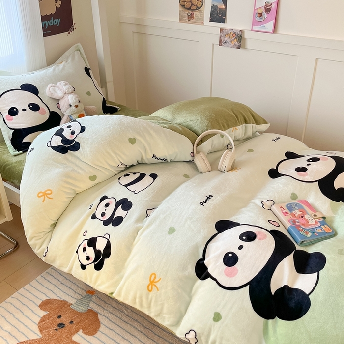 91家纺网 家纺一手货源 找家纺 川悦生活 2025新款加厚保暖高克重牛奶绒宿舍三件套 熊猫乐园