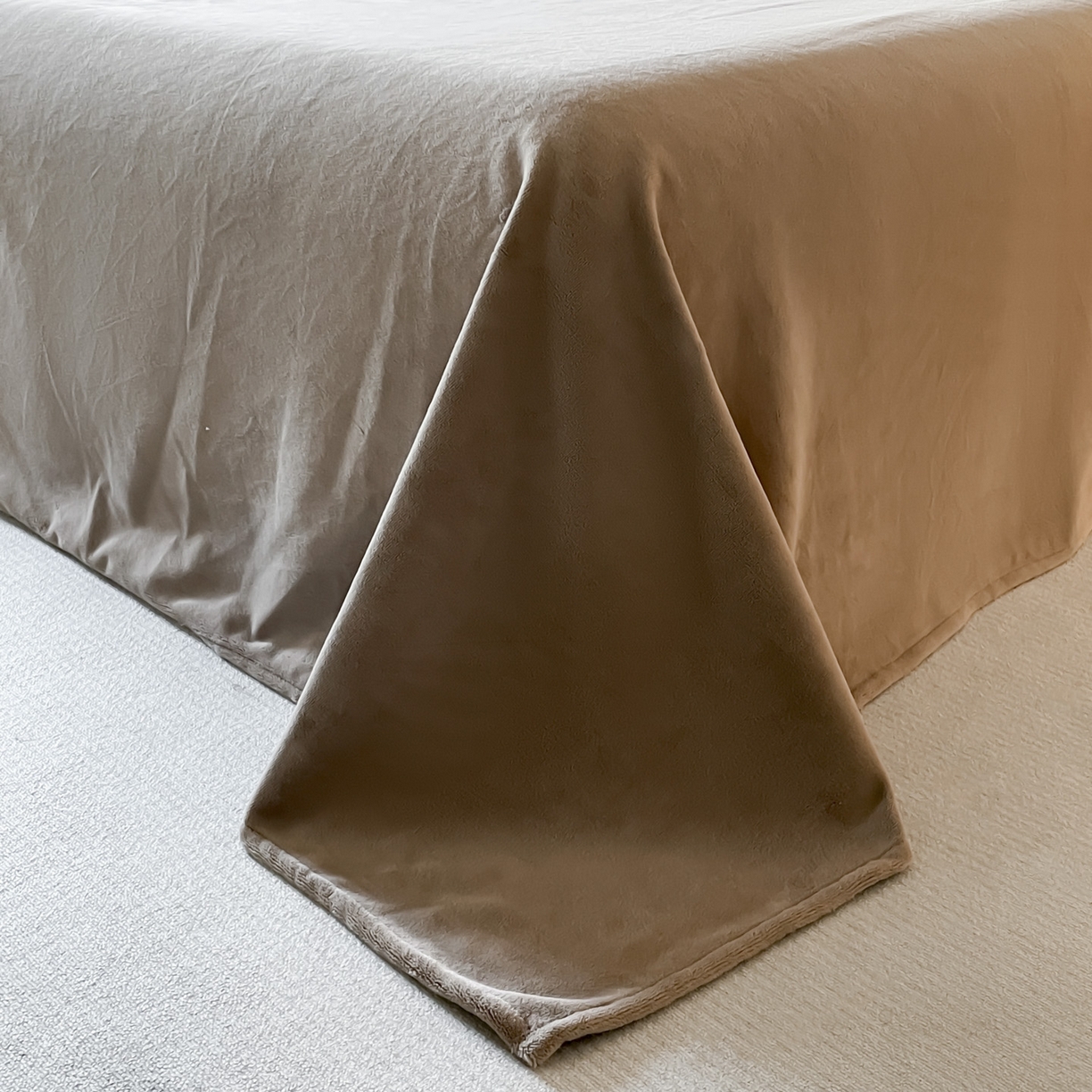 91家纺网 家纺一手货源 找家纺 ab家纺 2025新款保暖舒适纯色牛奶绒四件套 米咖