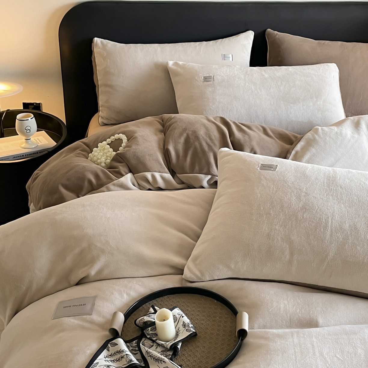 91家纺网 家纺一手货源 找家纺 ab家纺 2025新款保暖舒适纯色牛奶绒四件套 米咖