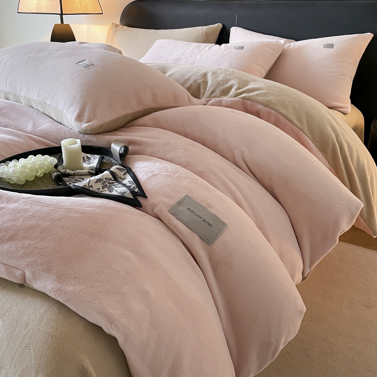 91家纺网 家纺一手货源 找家纺 ab家纺 2025新款保暖舒适纯色牛奶绒四件套 粉卡其