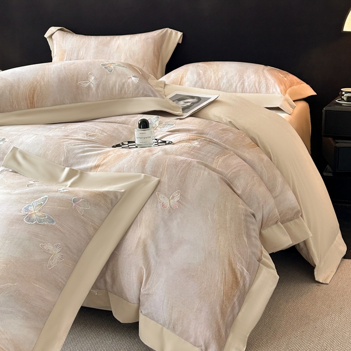 91家纺网 家纺一手货源 找家纺 博纳家纺 2025新款正宗3221纯棉磨毛全棉印绣拼角四件套-幻影 香槟