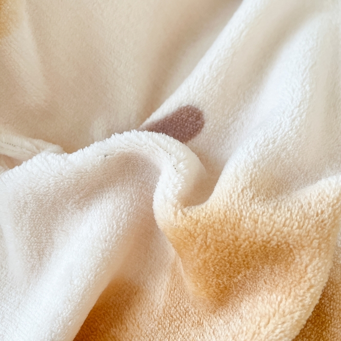 91家纺网 家纺一手货源 找家纺 川悦生活 2025新款加厚保暖高克重牛奶绒宿舍三件套 字母熊