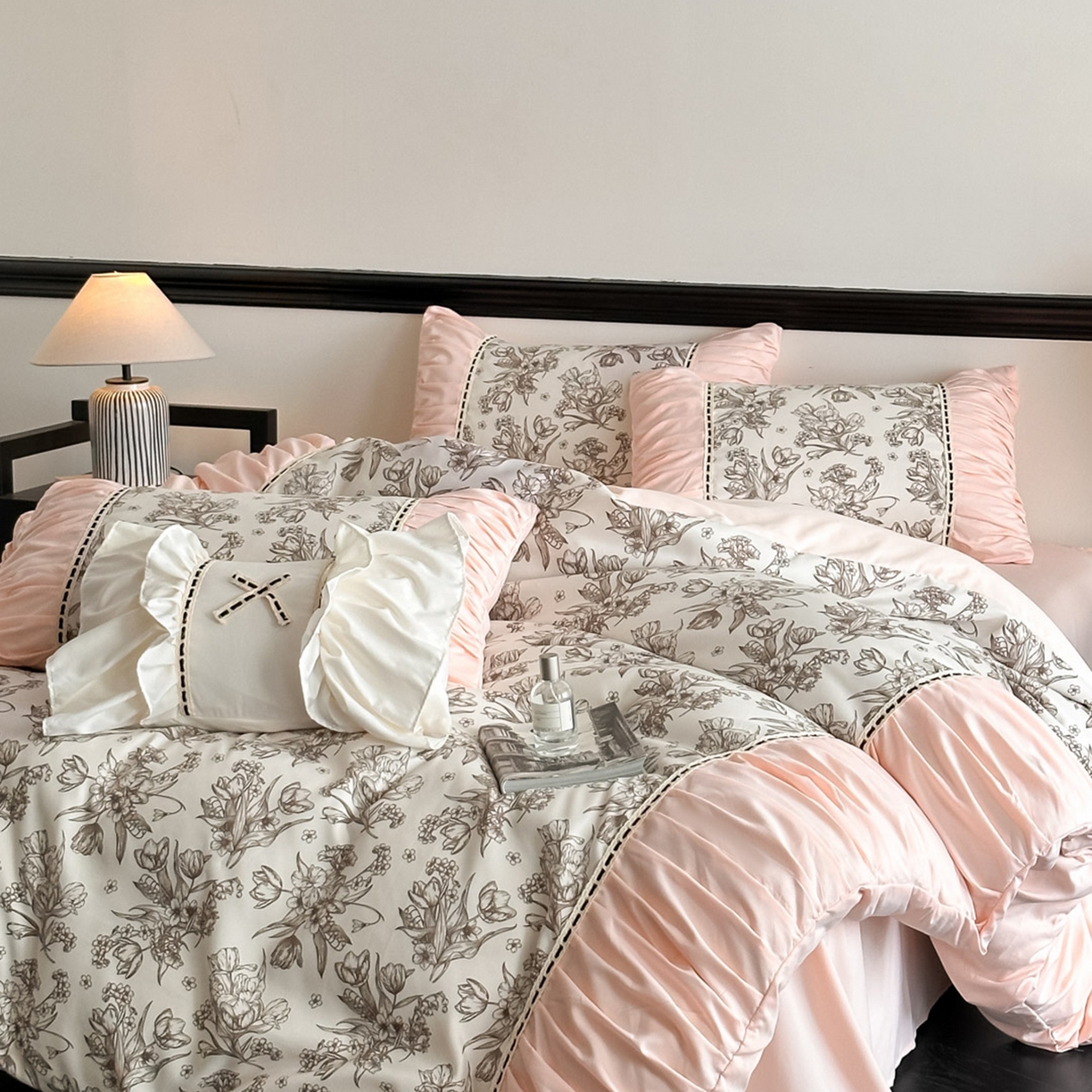 91家纺网 家纺一手货源 找家纺 博纳家纺 2025新款亲肤棉法式奶油风四件套-芙蕾雅 玉色