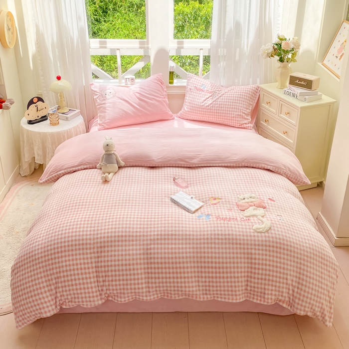 91家纺网 家纺一手货源 找家纺 （总）雨帆家纺 2025新款可爱卡通牛奶绒贴布绣四件套