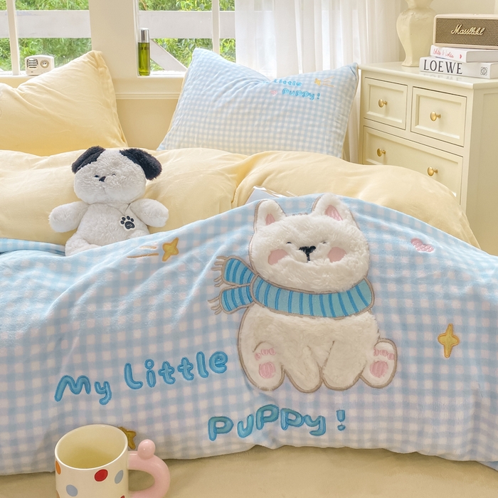 雨帆家纺 2025新款可爱卡通牛奶绒贴布绣四件套 蓝格西高地