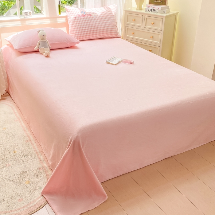 91家纺网 家纺一手货源 找家纺 雨帆家纺 2025新款可爱卡通牛奶绒贴布绣四件套 粉格小猫