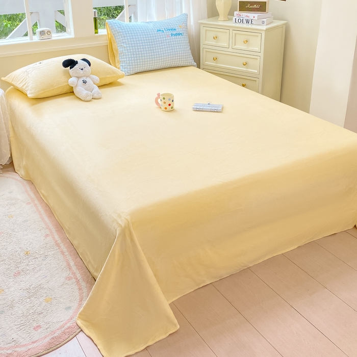 91家纺网 家纺一手货源 找家纺 雨帆家纺 2025新款可爱卡通牛奶绒贴布绣四件套 蓝格西高地